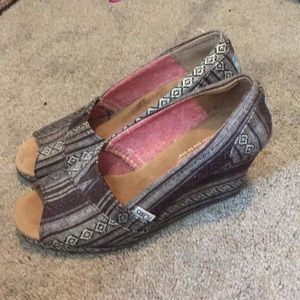 Toms Tribal Wedges